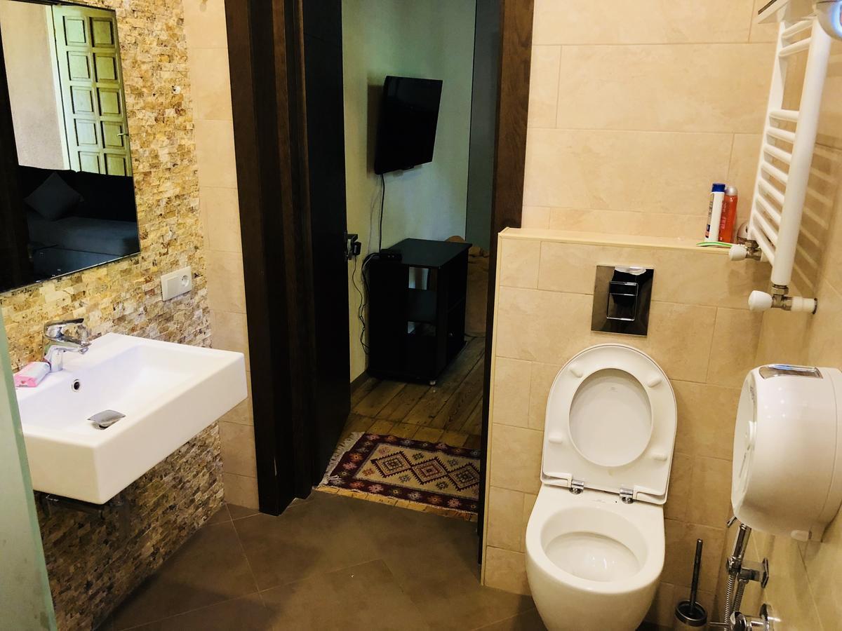 Bude Hostel Tbilisi Esterno foto